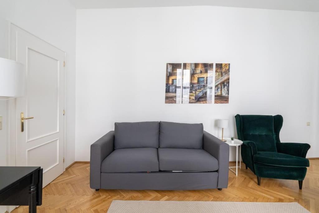 Historic Heart Apartment Vienna Exterior photo